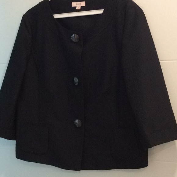 Laurel by Escada Black Set - Picture 5 of 16